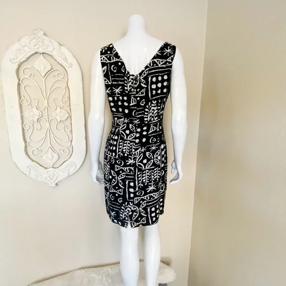 George Georgiou | Womens Vintage Black/White Silk Pattern Shift Dress | Size: M - Picture 7 of 8